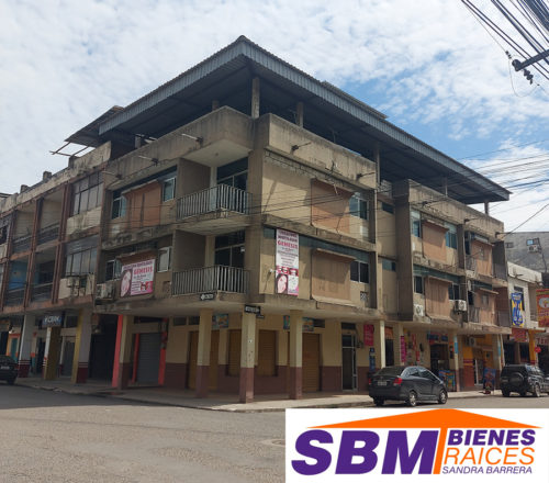 EN PASAJE SE VENDE EXCELENTE EDIFICIO RENTERO DE LOCALES, OFICINAS Y DEPTOS.